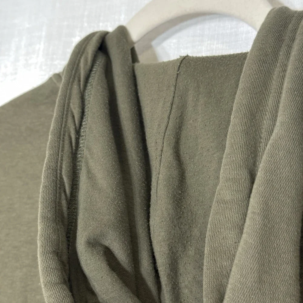 True Religion World Tour Pullover‎ Hoodie Olive Green Graphic Sweatshirt M